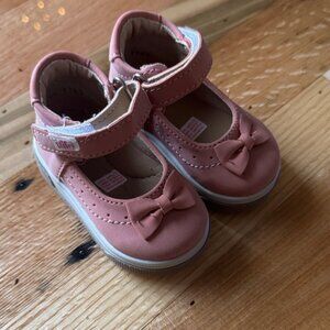 Rilo Pink Kids Shoes with Bow